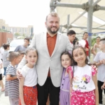 Arnavutköylü çocuklara karne ve bayram eğlencesi