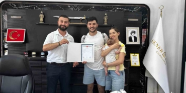 Atlas bebek Sındırgı’dan tapusunu aldı