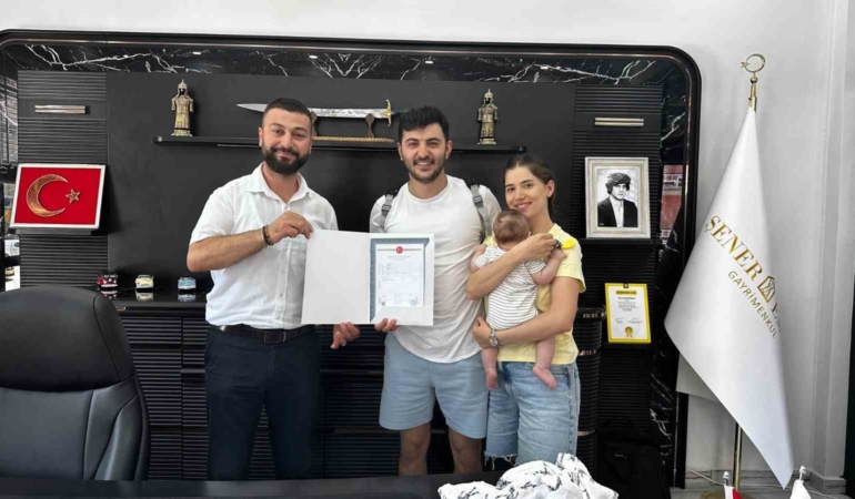 Atlas bebek Sındırgı’dan tapusunu aldı