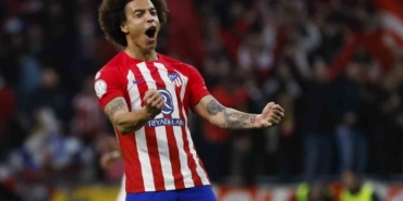 Atletico Madrid, Axel Witsel’in sözleşmesini 1 yıl daha uzattı