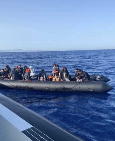 Ayvacık açıklarında 41 kaçak göçmen kurtarıldı