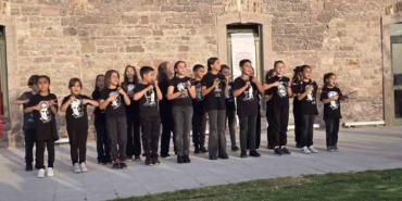 Ayvalık’ta AHEM’den gösteri
