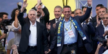 Aziz Yıldırım Ali Koç’u tebrik etti, destek verdi