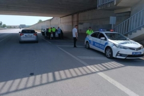 Babaeski’de emniyet ve jandarmadan ortak radar denetimi