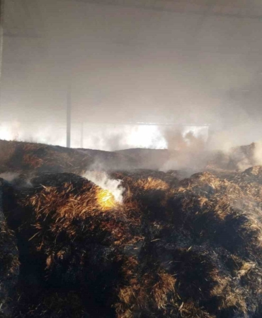 Babaeski’de samanlık yangını