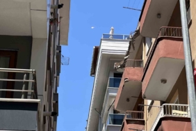 Bahçelievler’de binanın çatısında çökme yaşandı