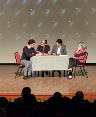 Bahçelievler’de öğretmenlerden “Ben Bir Öğretmenim” isimli tiyatro oyunu