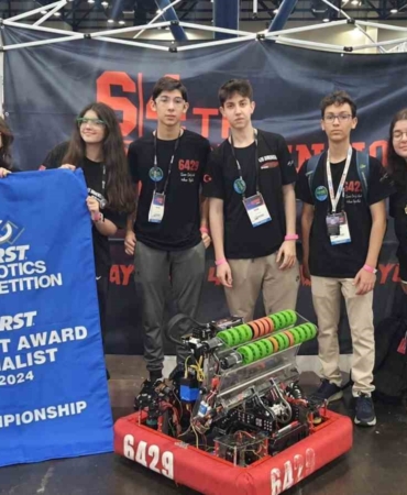 Bahçeşehir Koleji robotik takımı, ABD’de dünyanın en iyi altı takımından biri oldu