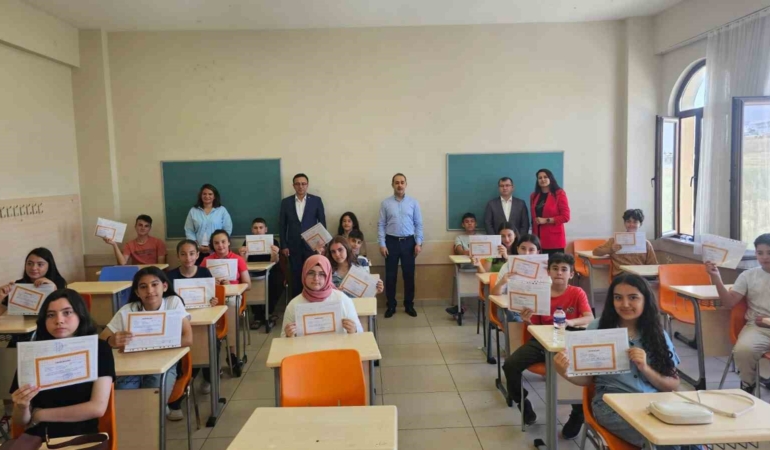 Bandırma’da 26 bin öğrenci karne aldı