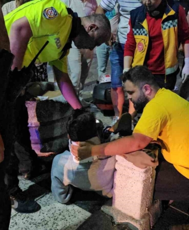 Bandırma’da motosiklet kazası kamerada