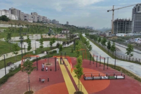 Başakşehir’de Çam ve Sakura Millet Bahçesi’ne yoğun ilgi