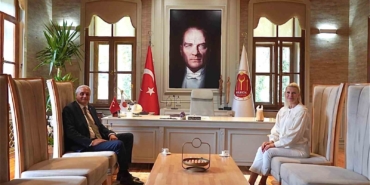 Başkan Bakkalcıoğlu, Melek Mızrak Subaşı’nı makamında ziyaret etti