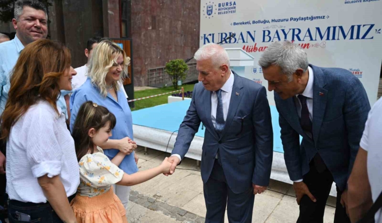 Başkan Bozbey, Büyükşehir ailesiyle bayramlaştı