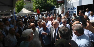 Başkan Bozbey makamını Büyükorhan’a taşıdı