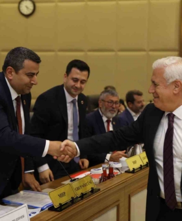 Başkan Bozbey’den Bursaspor taraftarına ‘Tahta açılacak’ müjdesi