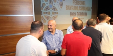 Başkan Büyükgöz personellerle bayramlaştı