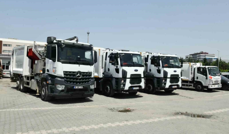 Başkan Özer: "Bayramdan sonra yaklaşık 100 bin metrekarelik yeşil alan vadisini hizmete sunacağız"