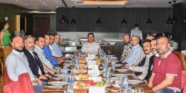 Başkan Özer, siyasi partiler ve hemşehri dernekleriyle bayramlaştı