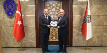 Başkan Şadi Özdemir’den nezaket ziyaretleri