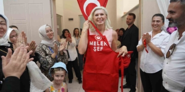 Başkan Subaşı’na özel hediye