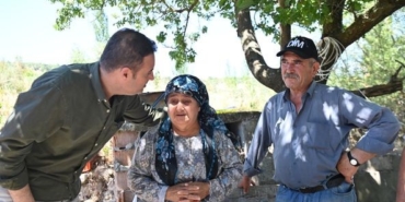 Bayramda evi yanan ailenin yaralarını Büyükşehir saracak