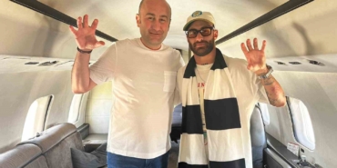 Beşiktaş’ın transfer görüşmeleri yaptığı Portekizli oyuncu Rafa Silva’yı taşıyan özel uçak, bu akşam saat 20.30’da Atatürk Havalimanı Genel Havacılık Terminali’ne iniş yapacak.