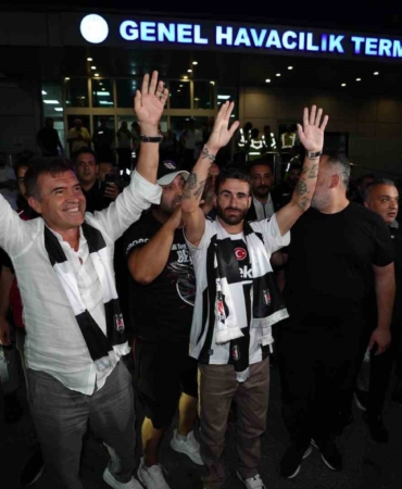 Beşiktaş’ın yeni transferi Rafa Silva, İstanbul’da