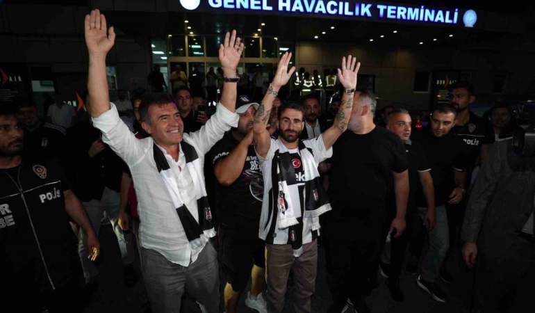 Beşiktaş’ın yeni transferi Rafa Silva, İstanbul’da