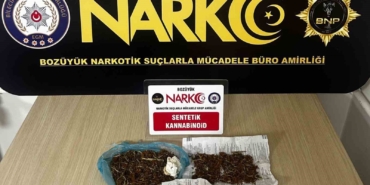 Bilecik’te düzenlenen uyuşturucu operasyonunda 2 şüpheli suçüstü yakalanırken 1’i tutuklandı