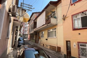 Binalara tırmanan sansarı görenler şaşkına döndü