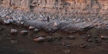 Bozcaada’da dün denizde kaybolan kadın aranıyor