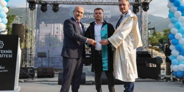 BTÜ 2024 mezunlarını uğurladı