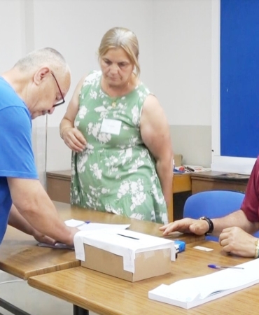 Bulgaristan seçimleri için Ayvalık ve çevre ilçelerdeki çifte vatandaşlar sandık başına gitti