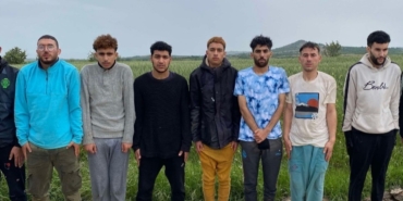 Bulgaristan sınırında 9 göçmen yakalandı