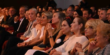 Bursa devlet tiyatrosu tüm ödülleri topladı