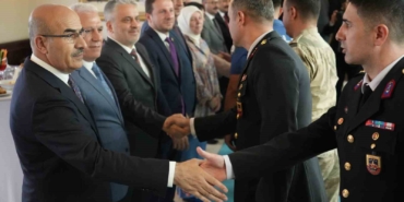 Bursa protokolü bayramlaştı