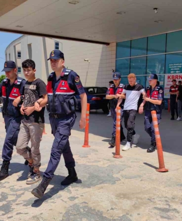 Bursa’da 11 kaçak göçmen sınır dışı edildi