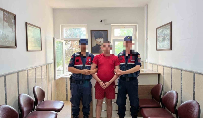 Bursa’da 31 suçtan aranan şüpheliyi jandarma yakaladı