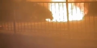 Bursa’da lüks otomobil alev alev yandı