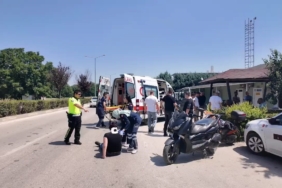 Bursa’da motosikletler kafa kafaya çarpıştı