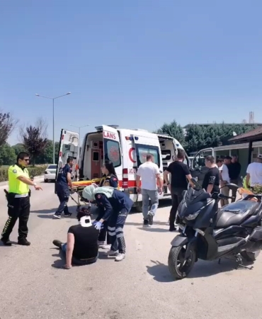 Bursa’da motosikletler kafa kafaya çarpıştı