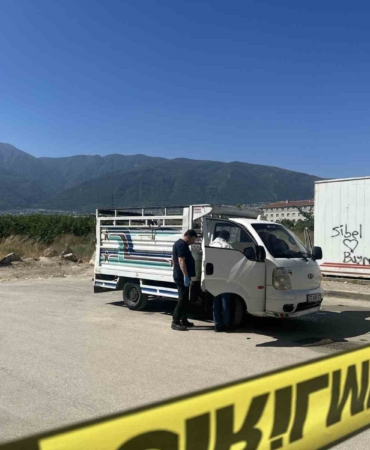 Bursa’da para yüzünden husumetli olduğu kişiyi vurdu