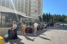 Bursa’daki yangın devam ediyor: Uludağ Üniversitesi’ndeki yurtlar boşaltılıyor