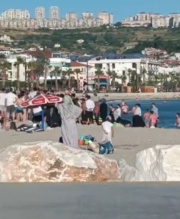 Büyükçekmece sahilinde 16 yaşındaki çocuk boğularak hayatını kaybetti