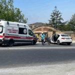Büyükçekmece’de ambulans otomobile çarptı: 4 yaralı