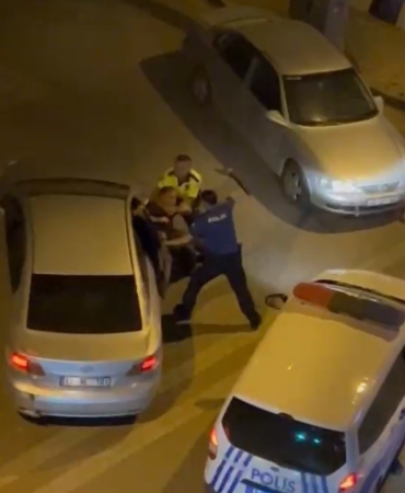 Çanakkale’de otomobille kaçan ve polise mukavemet eden 2 kişi tutuklandı
