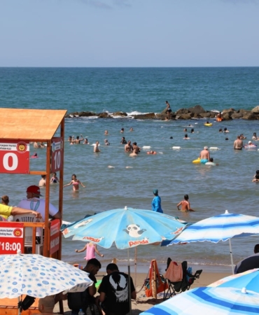 Cankurtaranların hayat nöbeti: Bayramda 16 kişiyi ölümün kıyısından aldılar