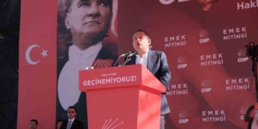 CHP Genel Başkanı Özel, Emek Mitingi’nde konuştu