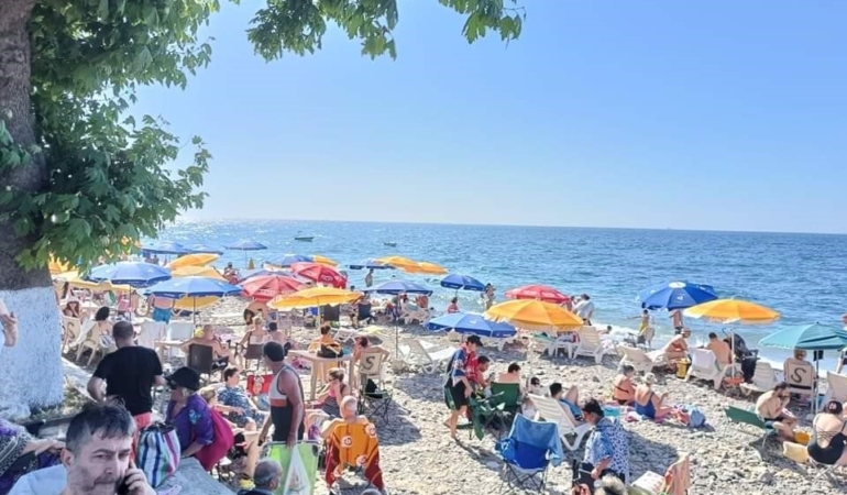 Çınarcık bayramda doldu taştı