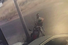 Çocuk sürücünün kullandığı motosiklet kazası kamerada: 2 yaralı